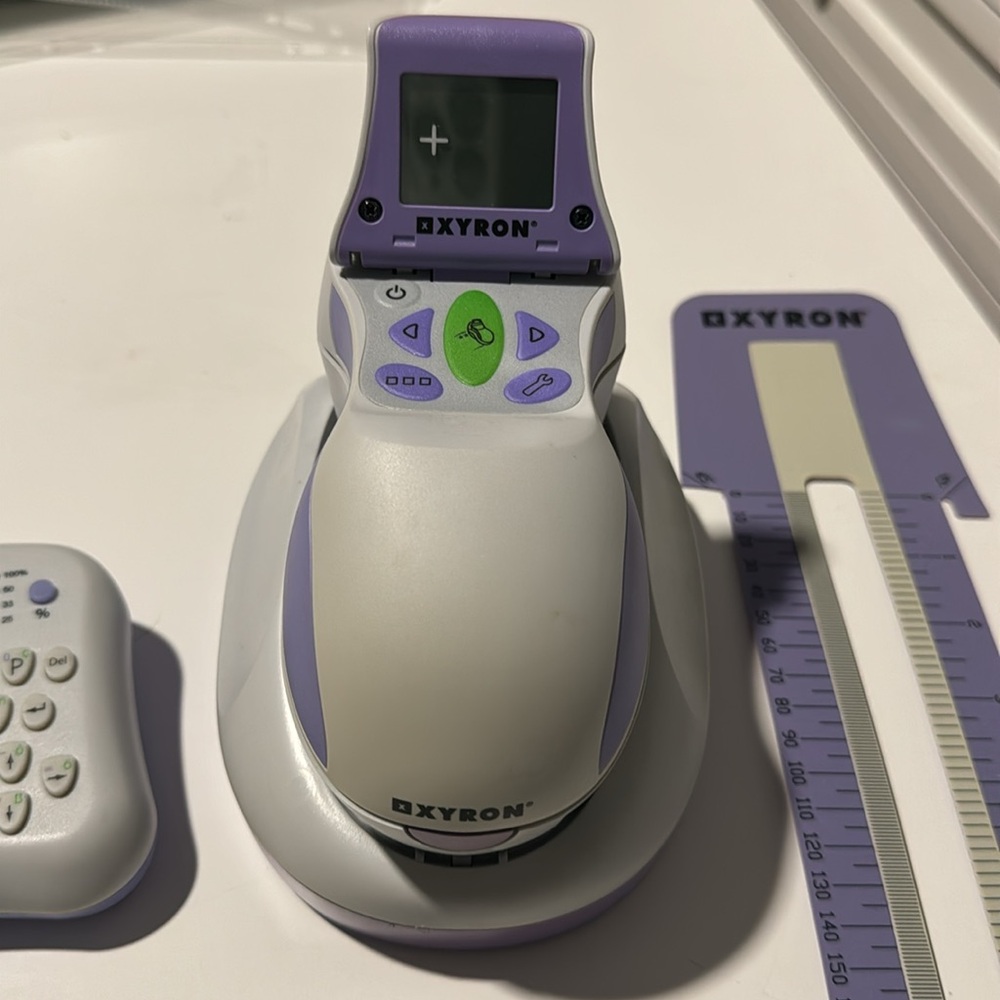 Xyron Design Runner bundle - Picture 2 of 6